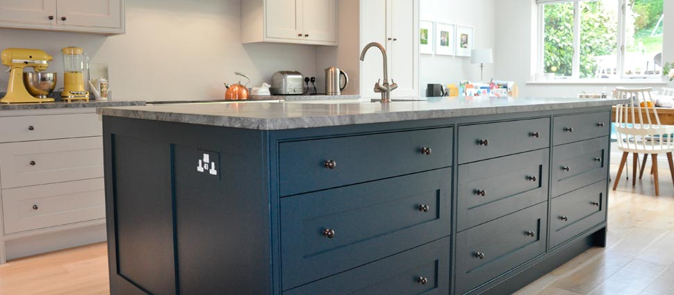 woodworking services including kitchen building and fitting